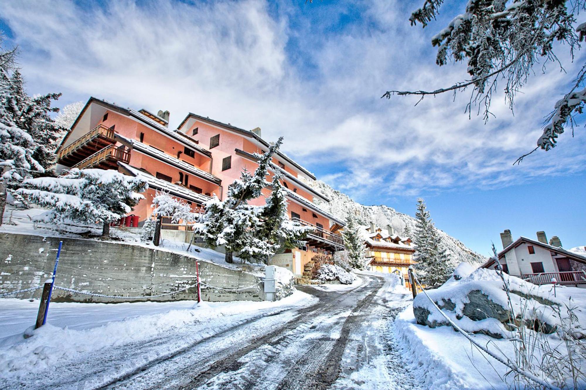 Appartamento La Marmotta Mountain Retreat - Happy Rentals Claviere Luaran gambar
